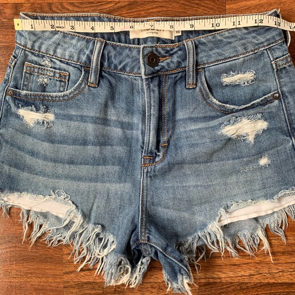 Hidden LA High Rise Stretch Frayed Hem Distressed Denim Jean Shorts XS - Picture 5 of 6